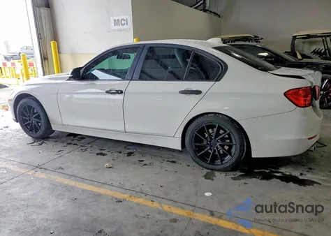 2015 BMW 328 I Sulev z USA, uszkodzony, nr VIN WBA3C1G55FNR50116